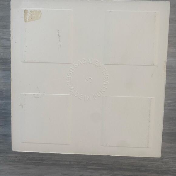 Vintage Collector Ceramic Tile Trivet 6 x 6 Sacavem, Portugal Bird & Berries - Picture 4 of 4